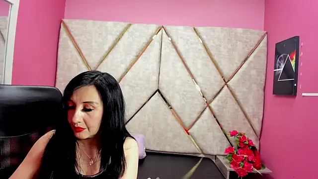 Agatha Leon  online show from March 28, 2026, 8:08 pm