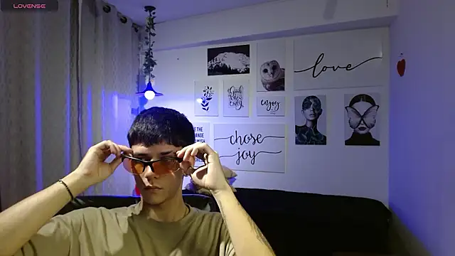 AmethystShadow17 online show from March 9, 2026, 7:40 pm