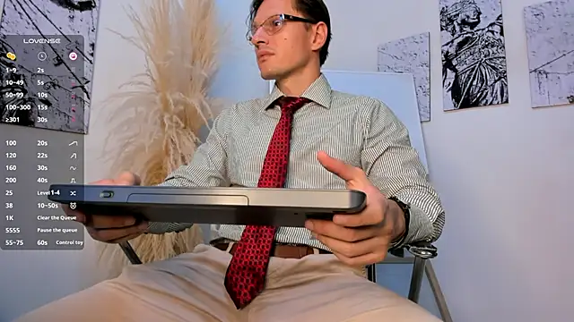 Justin valverde online show from November 15, 2025, 2:42 am