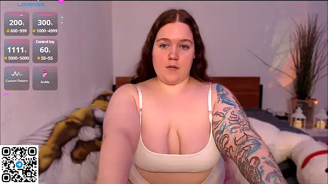 SummerTina online show from December 24, 2024, 4:30 pm