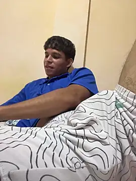Snapshot of Michael_black01 chatting on May 16, 2026, 12:29 am Michael black01 online show from May 16, 2026, 12:29 am