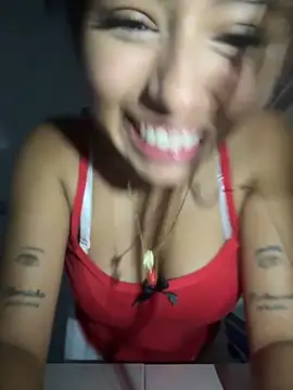 dafne17  online show from May 26, 2026, 10:11 am