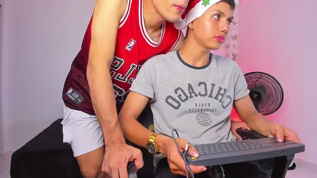 Axel Cody  online show from December 3, 2025, 8:29 pm