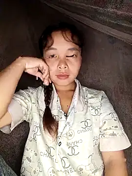 Nguyet2k4 online show from October 16, 2025, 2:12 am