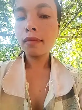 Nguyet2k4 online show from October 18, 2025, 1:08 am