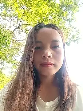 Nguyet2k4 online show from May 15, 2026, 11:56 pm