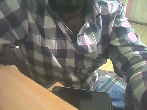 Snapshot of Vickyins480000 chatting on February 7, 2026, 4:11 pm Vickyins480000 online show from February 7, 2026, 4:11 pm