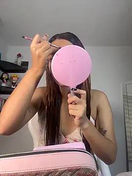 Snapshot of kittyrush_ chatting on November 26, 2025, 2:12 am kittyrush online show from November 26, 2025, 2:12 am