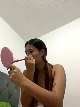 Snapshot of kittyrush_ chatting on November 29, 2025, 1:19 am kittyrush online show from November 29, 2025, 1:19 am