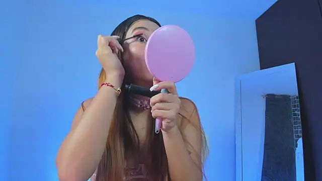 kittyrush  online show from December 19, 2025, 11:34 pm