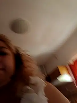 BelleInna online show from October 31, 2025, 11:11 am