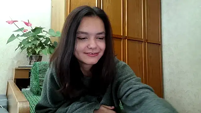 AudieMleczynski online show from November 11, 2025, 12:16 pm