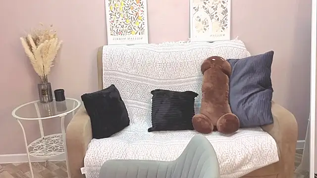 Dear Jessica online show from November 28, 2025, 3:36 pm