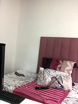 Bubbles156 online show from January 8, 2026, 1:13 pm