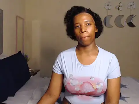 Snapshot of freaky-Mikie chatting on August 5, 2026, 6:44 pm freaky-Mikie online show from August 5, 2026, 6:44 pm