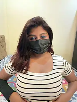 Snapshot of payal_mittal chatting on June 6, 2026, 8:35 pm payal mittal online show from June 6, 2026, 8:35 pm