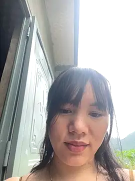 hanaa-show online show from November 9, 2025, 4:22 am