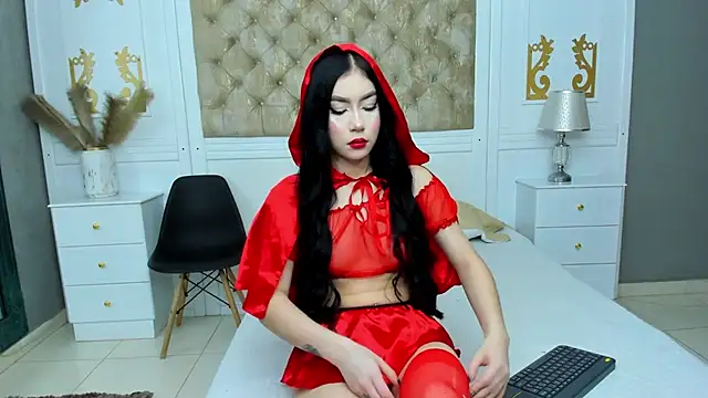 BellaDalthon online show from October 31, 2025, 11:55 am