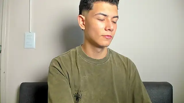 Snapshot of FireGuy_99 chatting on December 19, 2025, 3:19 pm FireGuy 99 online show from December 19, 2025, 3:19 pm