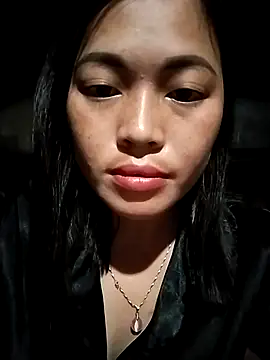 Hani-i online show from April 13, 2026, 9:42 pm