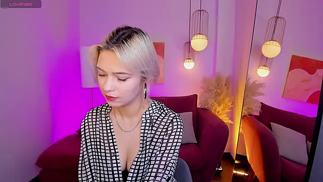 AlysiaSun  online show from November 2, 2025, 2:08 pm