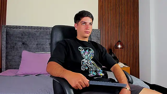 Apolo moon18 online show from October 14, 2025, 8:53 pm