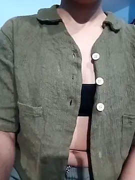 Snapshot of strip_queennn chatting on November 18, 2025, 6:34 pm strip queennn online show from November 18, 2025, 6:34 pm