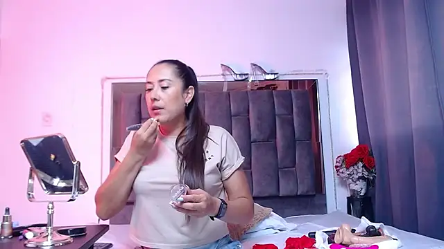 Salmma Milf online show from April 30, 2026, 11:27 am
