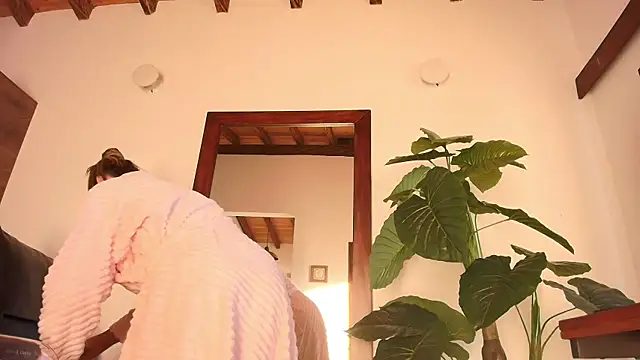 Salmma Milf online show from July 28, 2026, 11:50 am