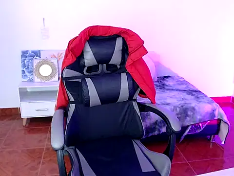 Isabella  666 online show from November 20, 2025, 3:50 am