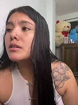 Mellani luod online show from April 22, 2026, 3:20 am