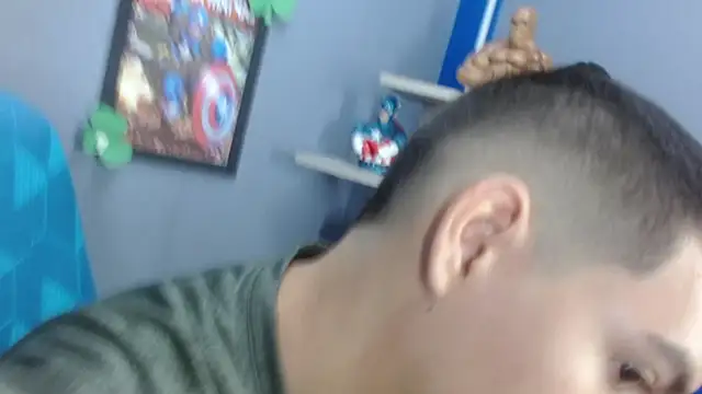 Axel Stones  online show from November 5, 2025, 1:55 pm