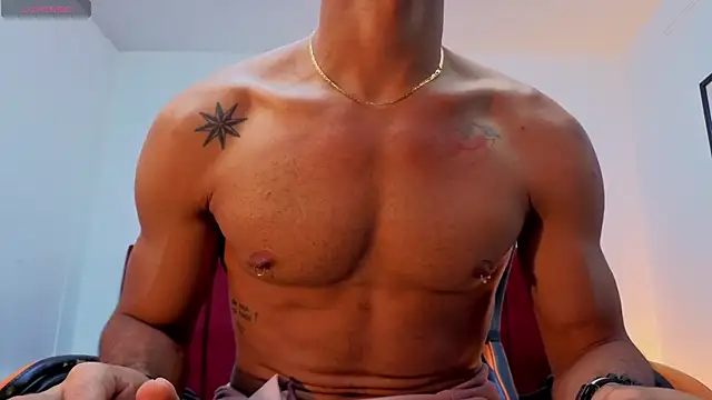 DaamonSlader  online show from October 28, 2025, 8:22 pm