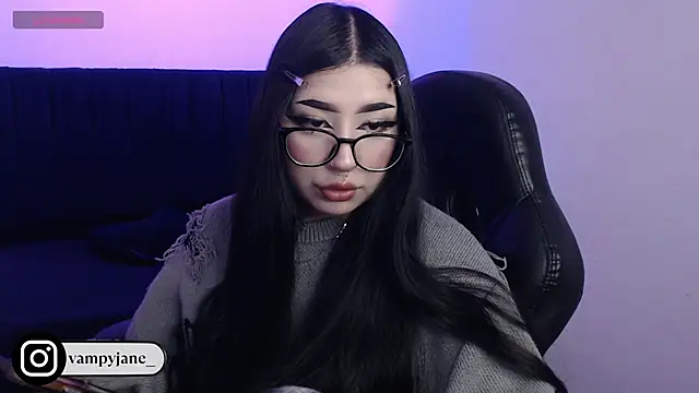 VamppyJane online show from December 18, 2025, 11:55 pm