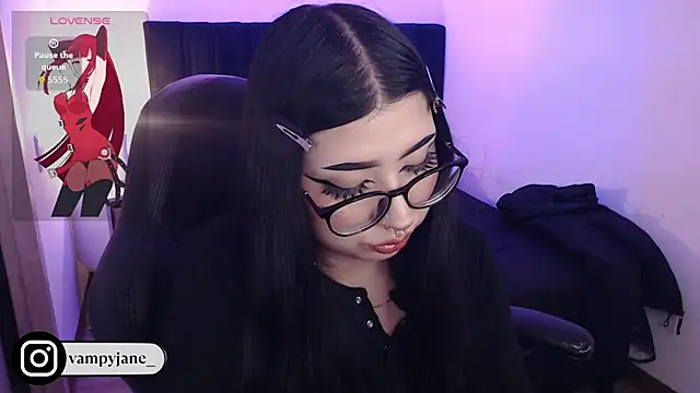 VamppyJane online show from January 7, 2026, 12:46 am