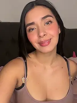 MiaSofia   online show from December 17, 2025, 5:13 am