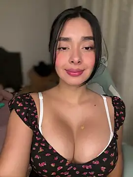 MiaSofia   online show from April 17, 2026, 4:48 am