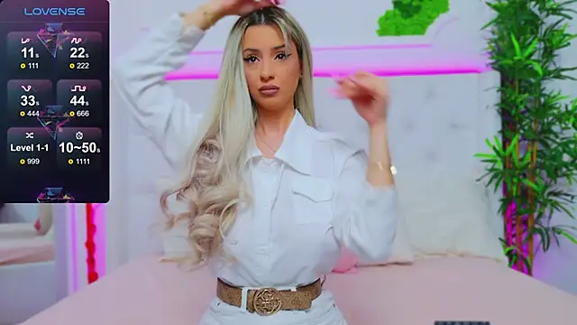 AriannaSins online show from February 11, 2025, 1:41 pm