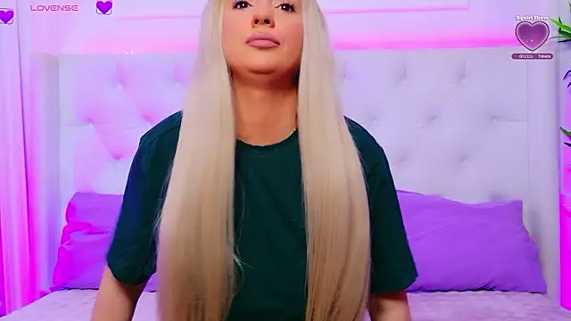 AriannaSins online show from March 12, 2026, 1:06 pm