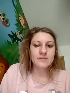 SandyCassie online show from April 14, 2026, 6:08 am