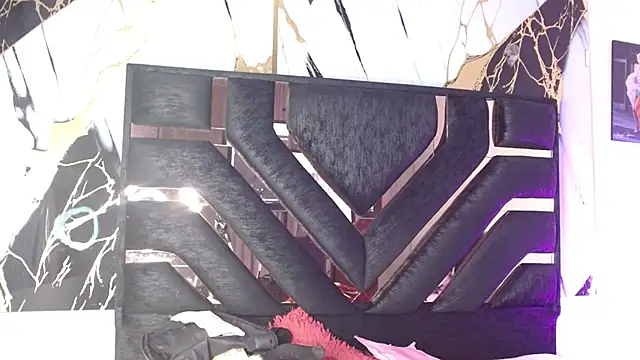 antonella rosecs online show from November 20, 2025, 4:45 am