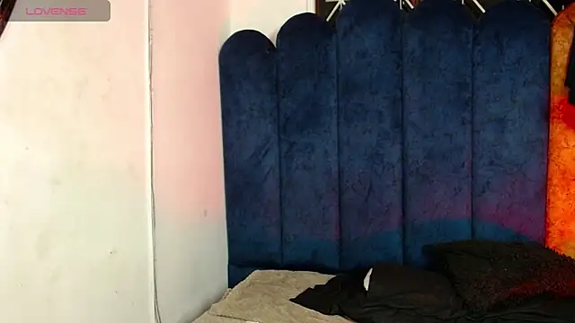 antonella rosecs online show from March 5, 2026, 4:52 am