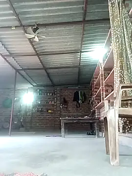 Rajni chauhan online show from November 13, 2025, 6:01 am