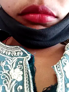 Rajni chauhan online show from May 31, 2026, 5:04 am