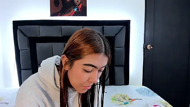 Jessicatorres7 online show from November 15, 2025, 3:37 am