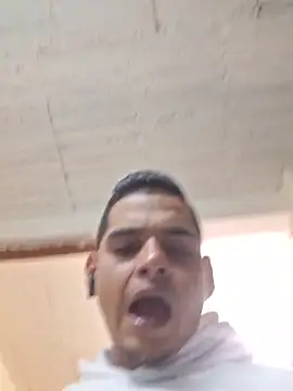 Daiberrubio online show from March 12, 2026, 1:01 am