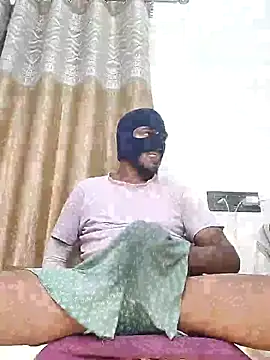 Mysterious Prince online show from November 27, 2025, 5:37 pm