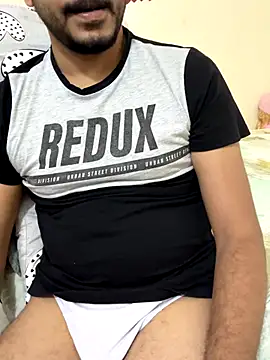 Handsome8677 online show from October 30, 2025, 7:54 am