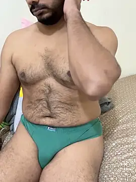 Handsome8677 online show from November 19, 2025, 10:15 am