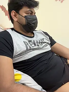 Handsome8677 online show from January 19, 2026, 7:12 am